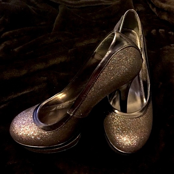 Sparkly heels 💎 - Picture 1 of 3